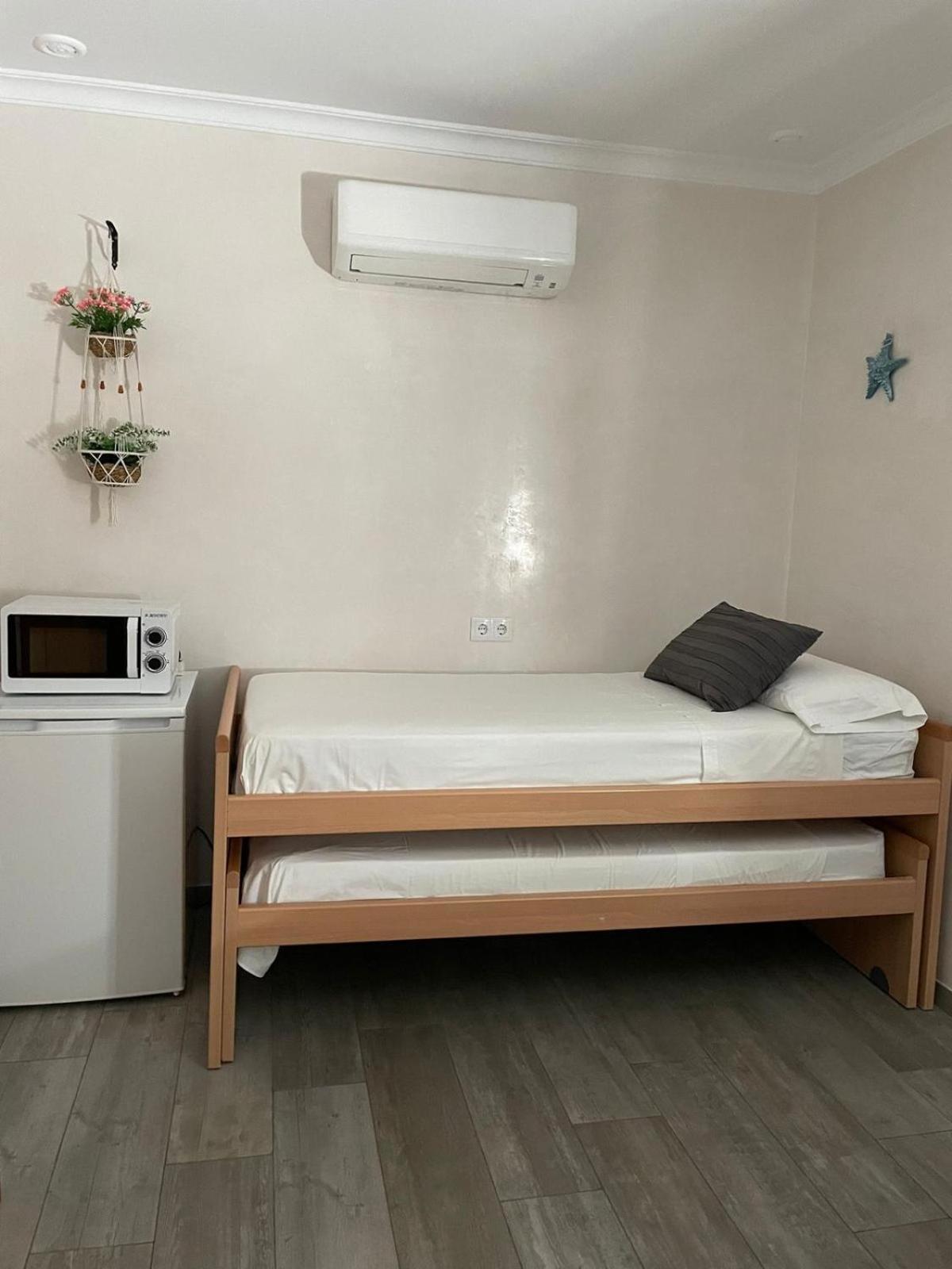 Hostal La Tarayuela 바르바테 외부 사진