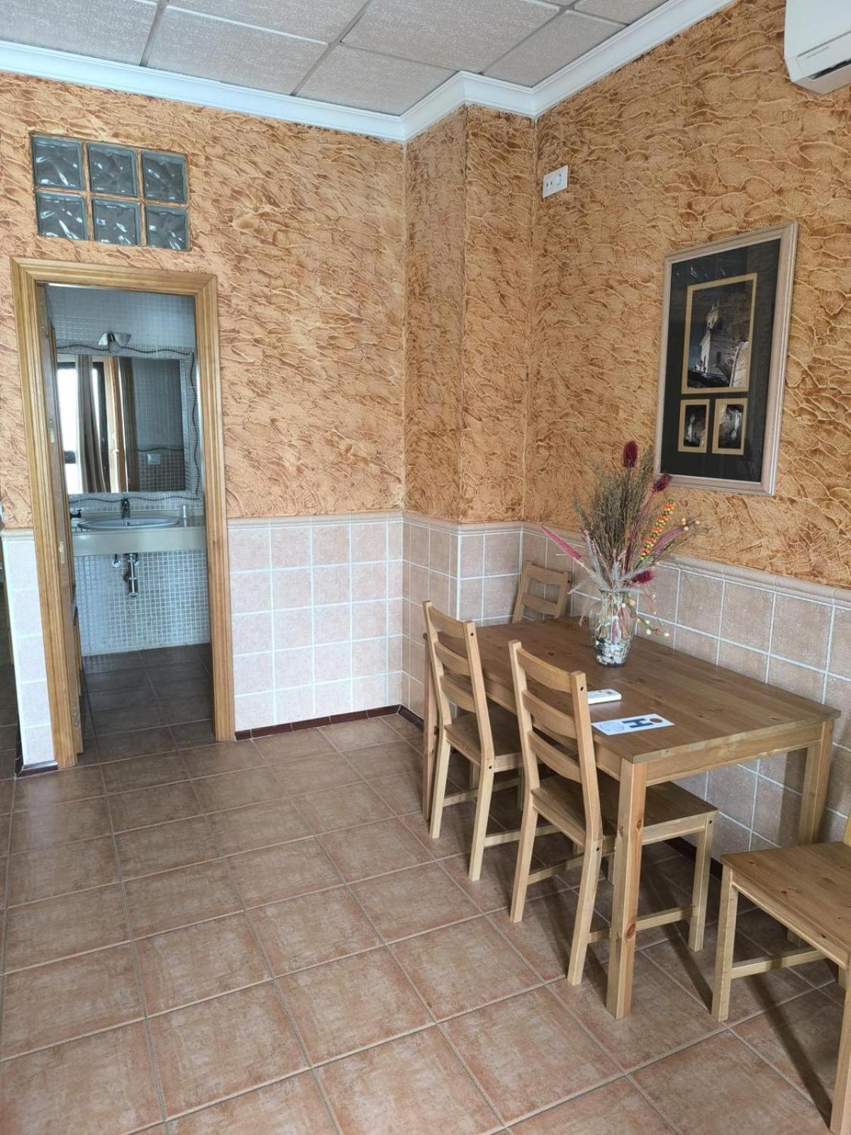 Hostal La Tarayuela 바르바테 외부 사진